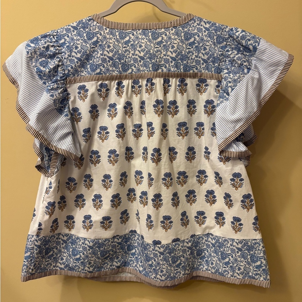 Wishlist Blue Floral Boho Top | Size L | Flutter Sleeve Blouse - Picture 3 of 5